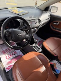 ورحمه الله وبركاته كيا بيكانتو موديل2016 الون فضي سلفرر  فتحت سقف مراي...