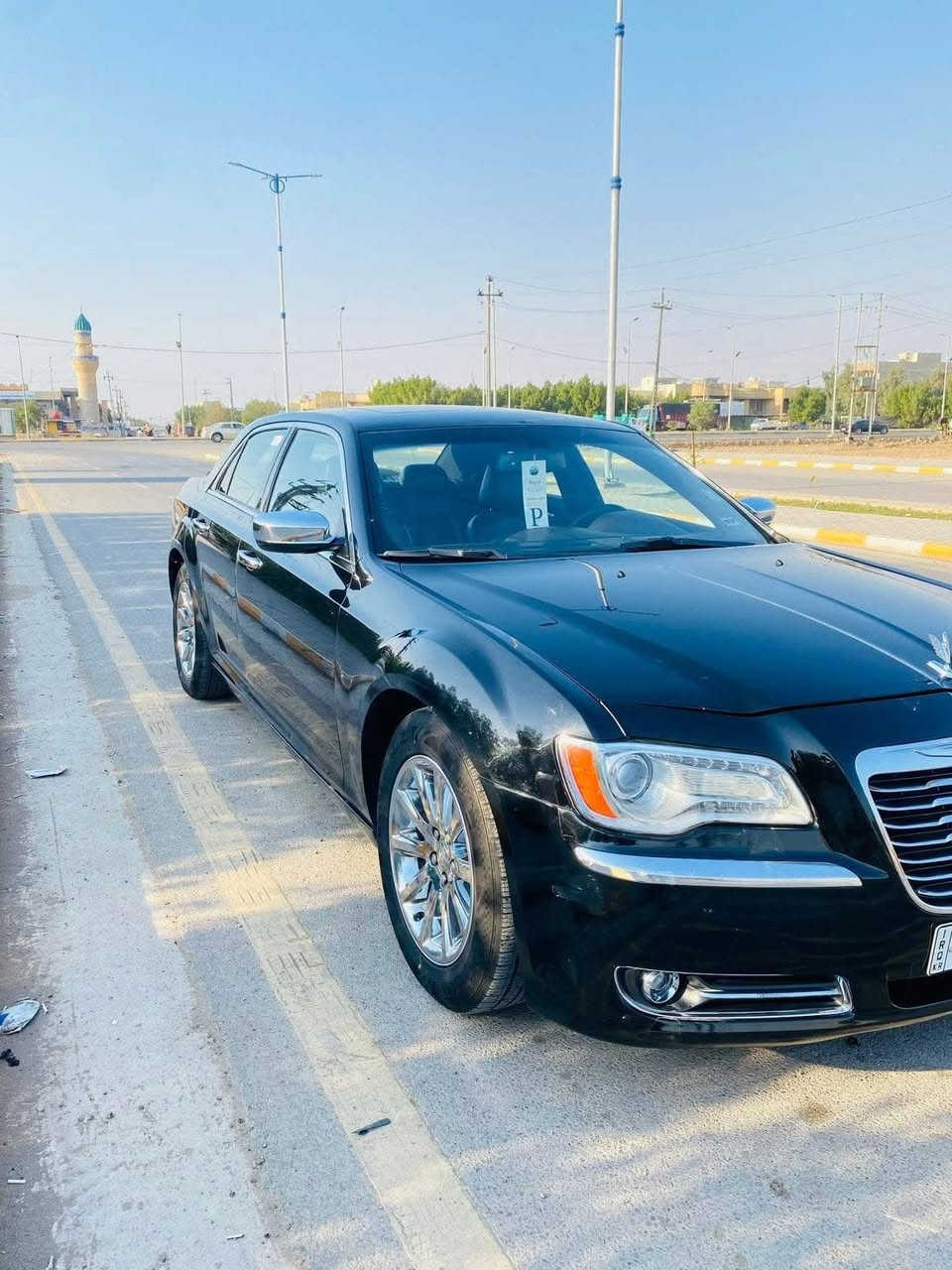 السلام عليكم اوباما 2013 بيع فقط فول مواصفات بانوراما وباقي المواصفات معروفه السياره استخدام شخصي وارد امريكي داخله كلين. ماشيه 176 الف كيلو متر وليس ميل  اهنا بالعراق شبرين كلير بالبنيد. ويم قبق البانزين هم. اكو كلير وجاملغ عكس السايق. مبدل مال حاويه نفس اللون بدون اي دواخل تفحص سونار. وبالعافيه عليك عليها ادامه كامله. من كلشي ما متواجد ع الفيس. عنواني مدينه الصدر *********** السعر 180 مجال بصيط
