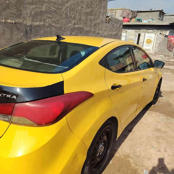 سلام عليكم انتره وارد ومريكي 2015 حادثه جاملق الخلفي قبق جنطه مبدل مكينه 1800 صدر مامي خلفي جديد سعر 100وبيه مجال استفسار *********** بغداد
