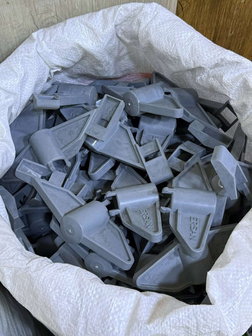 توفر من جديد لدينا. ملحقات نوزل. بل كامل.  اسعار مناسبه  العنوان موصل الجديده قرب جامع اليقظه  رقم الهاتف. 
***********  رقم بي وتس اب هم
