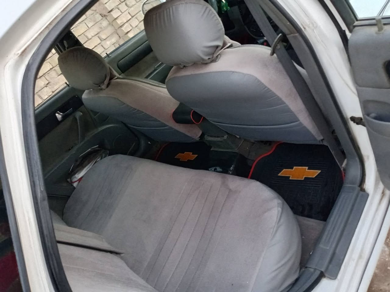 سلام عليكم سياره اوبتره خليجيه موديل ١٢ رقم بغداد  دولي  مشروع وطني    كير ومكينه كفاله بالكارتون  بيها قطعين صبغ  سياره  حداديه صدر  جديد بشرط دواخل جديده كلش  تخم تاير جديد  تحكم مري شاشه  تاب   تحكم ستيرن كهربائيات كلها شغاله جرس الانذار ١٢٠ شغال  شرط السياره احلا من صور السعر٩٠   بيها مجال بسيط جدا مكان السياره بغداد للاتصال ***********
