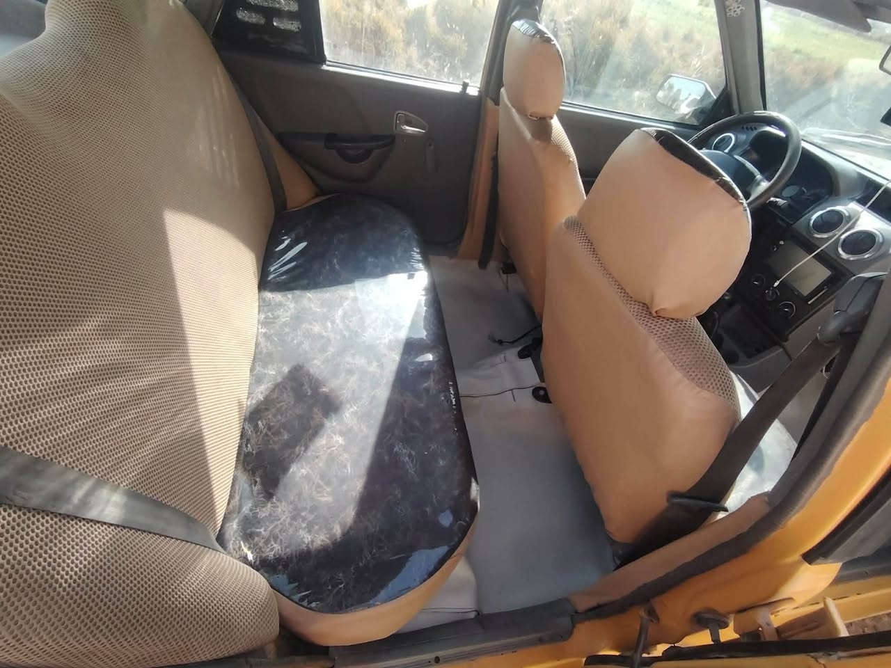 للبيع سياره سايبه ٢٠١١ حداديه جديده تايرات جديده مكينه وكير برايد هيه وغرامات ورقم بغداد جديد باقي بس لوحات ستلام وتثبت بغداد بأسمي شخصيا و الكشر واضح بالصور نفس ماهوه صور جديده  مكان السياره ديوانيه
السعر 27 بيها مجال
***********
