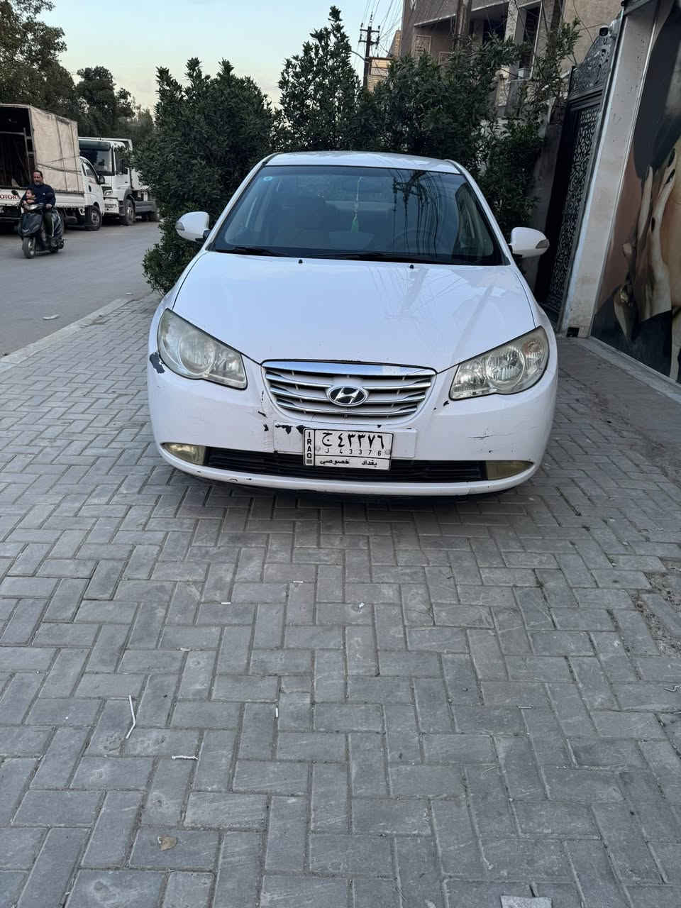 يا الله سلام عليكم النترة خليجي  موديل 2011
بية صبغ بين الباب والجاملغ 
والصفحه الثانية كذالك العنوان بغداد المدينه
السعر 107
الرقم ***********
