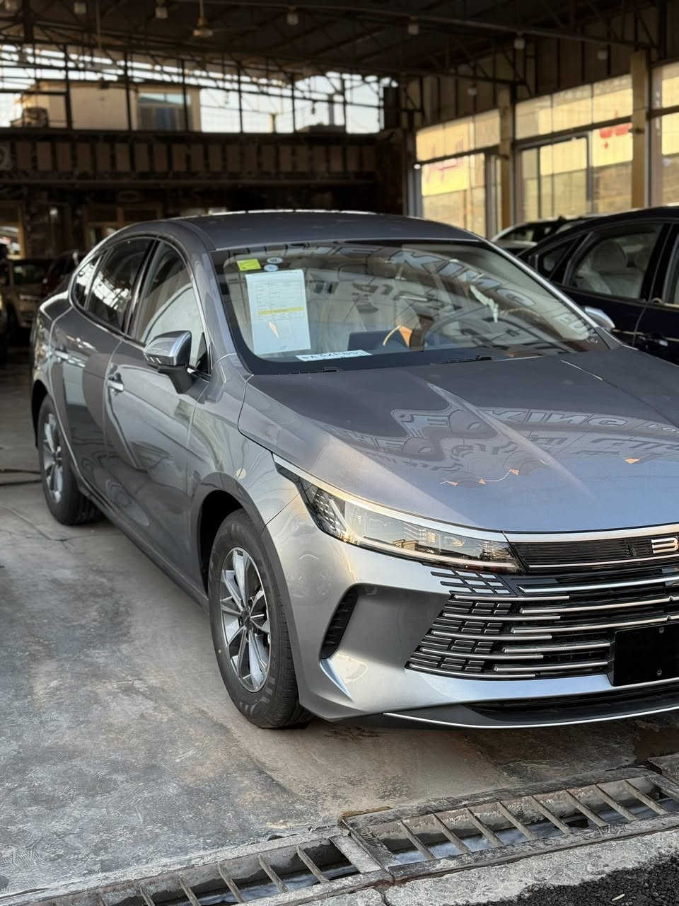 🔷معرض الملك لتجاره السيارات الحديثة🔷

       🔥دخول بي وايدي BYD الدسترويل 🔥

         🔥بل لونين السلفر والنيلي الكحلي 🔥

      🔥موديل 2025 الفول كارت والعده الكامله 🔥

                🔥الاسعار راح تكون تخبل اتصل وتدلل 🔥

الموصفات
🔹بصمة تشغيل 
🔹دخول ذكي 
🔹شاشه كبيرت
🔹ويل كب الكبير 
🔹داخل جلد اصلي بيجي 
🔹حساس خلفي 
🔹كارت تشغيل 
🔹كامره خلفيه 
🔹لايت زنون
🔹بك لايت ليد 
🔹تبريد قطعتين 
🔹يمشيك 1100
🔹لون الابيض
🔹باقي الموصفات المعروفه لدسترويل 

للستفسار زياره الموقع بغداد النهضه فرع الثالث فرع المصرف 

او الاتصال عله الارقام
***********
***********
