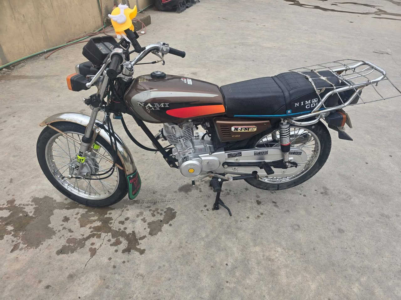 دراجة للبيع اوراقهة ضايعة اكفلهة الك من سرقة مراوس بسيفان موديل25 او24 المهم نضافة فقط مراوس لحد يكلي تبيع مكاني بعقوبة مفرك للعلم دراجةموديل26


**إذا كنت صاحب هذا الإعلان وتريد حذفه لأي سبب، رجاءا أرسل رسالة إلى الدعم الفني**