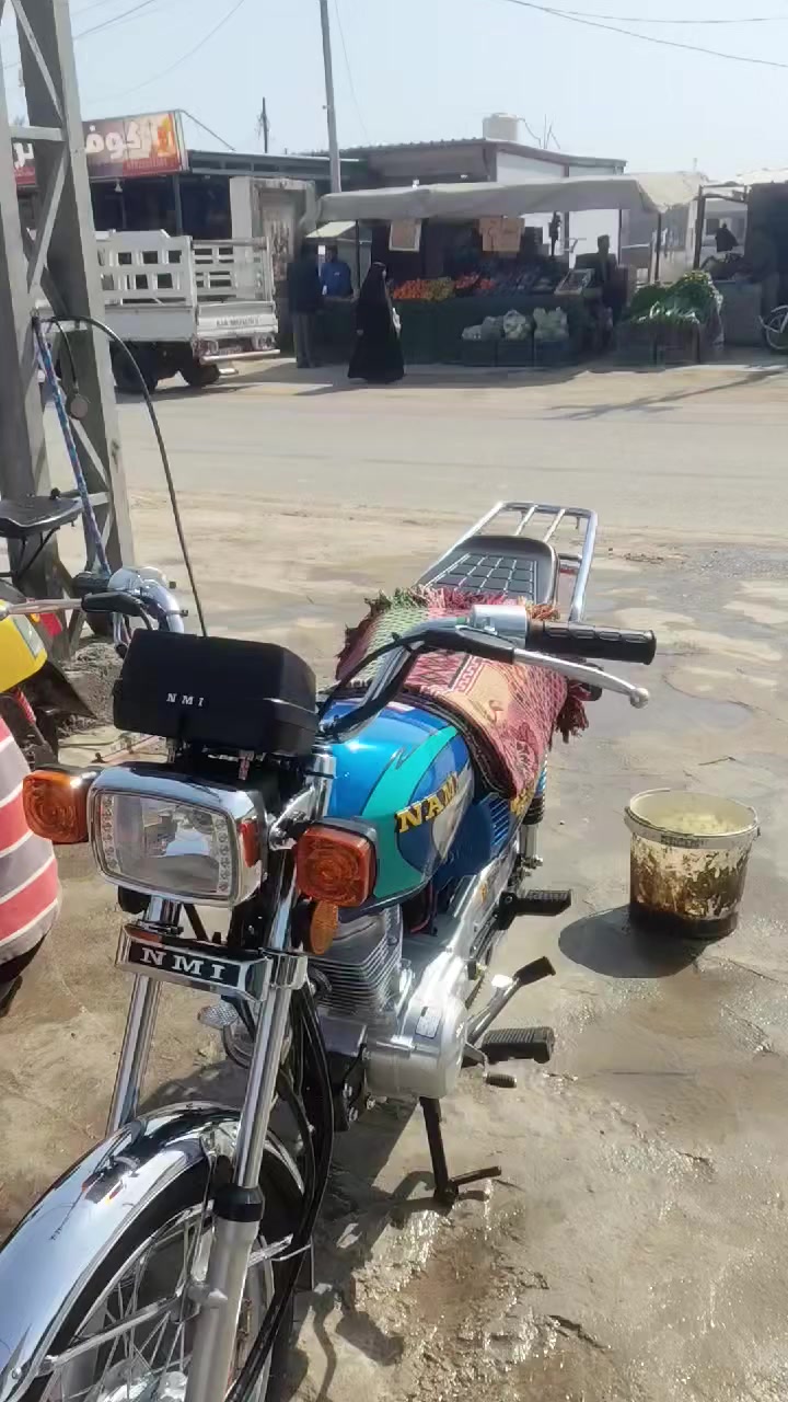 سلام عليكم  دراجه للبيع شلامجه تعمير ماصرله اسبوع من امعمره المكان حله منطقه طهمازيه ***********
