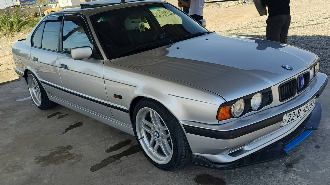 Bmw525 موديل 90 محرك صقر جديد مشدودله تبريد ويه سويج 
 طخه شبر جامرلغ الوره مال سكن تبريد ثلج صغ عام جماليه 
للبيع 75 او مراوس حسب القناعه  ***********

