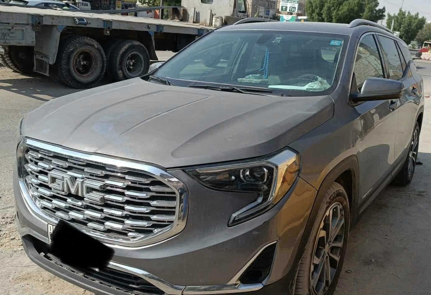 جمسي تيران ٢٠١٩ رقم نجف الماني محرك ٢٠٠٠ تيربو بيها ٥ قطع  وعايزه حداديه الشراي يجي يگلب ويدلل مكان نجف سعر ١٦٢ وبيها مجال خاص او اتصال ***********
