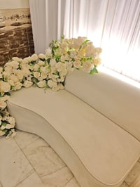 في لحظة الخطوبه كل شي لازم يكون راقي، ناعم، ومليان إحساس. وإحنا بخدمتچ...