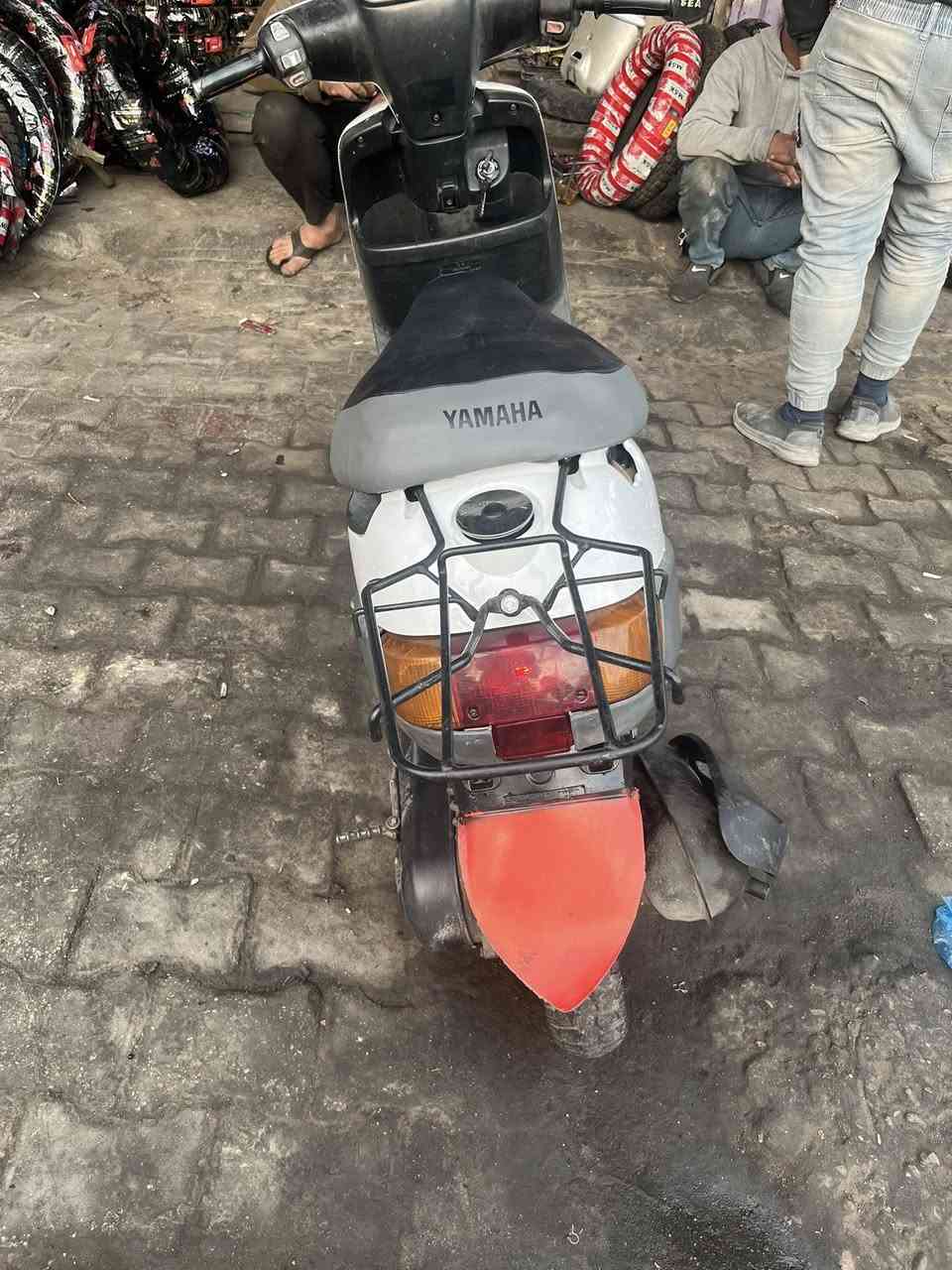 دراجه بطه لبيع السعر 300 المكان كربلاء حي الحر الثوره ***********
