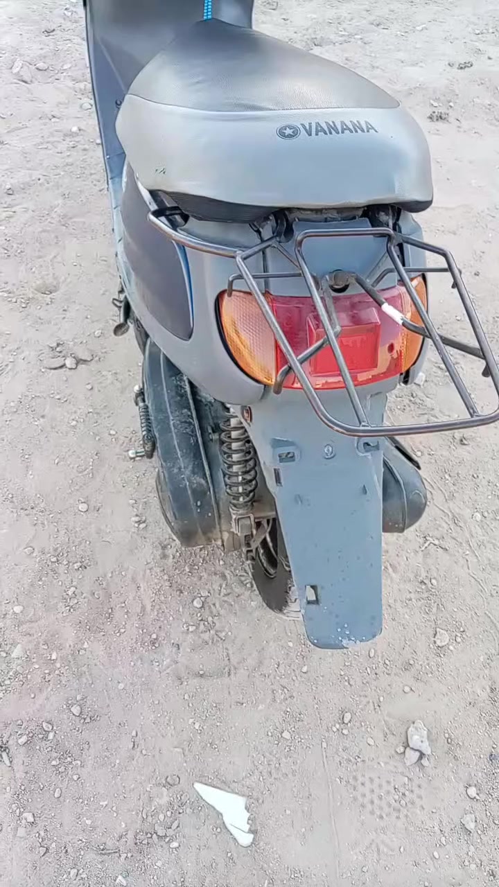 السلام عليكم  لبيع  دراجه منغولي  نظيفه حلوه كهربائيه نظيفه مفتوحه  السعر 375  مجال مكاني كربلاء  هذا رقمي اريد يتصل ***********
