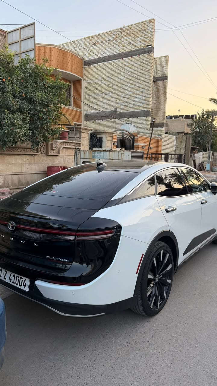 كراون هايبرد ماكس بلاتينيوم ٢٠٢٤ مرقم بغداد فول بانوراما جام واوتو بارك جلد تبريد وتدفئة رادارات جانبيه وامامي و محافظه ع مسار بيها صبغ بنيد وحاملغ ايرباك ستيرن موجوده بشارع فلسطين

‭0770 007 2018‬
