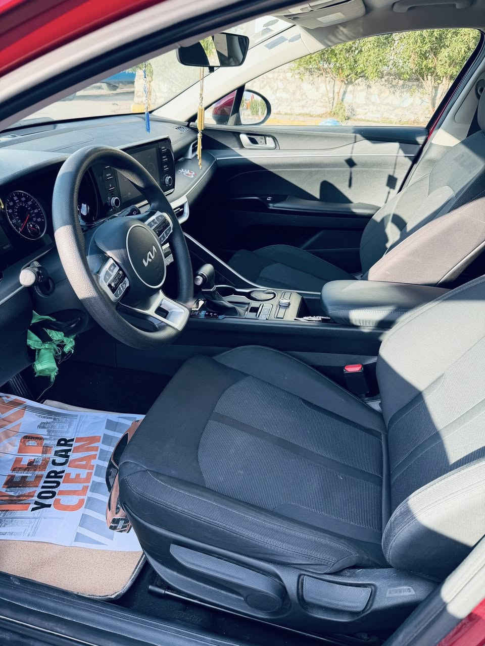 سلام عليكم k5موديل 23رقم معوقين مثنى المعاق اقاربي وبكفالتي وكاله عامه تريد خاصه باليعجلك  جديده كلش مناقصه ايشي حادث خلفي بدون ارباك صور الحادث مرفقه مع المنشور للاستفسار ***********
