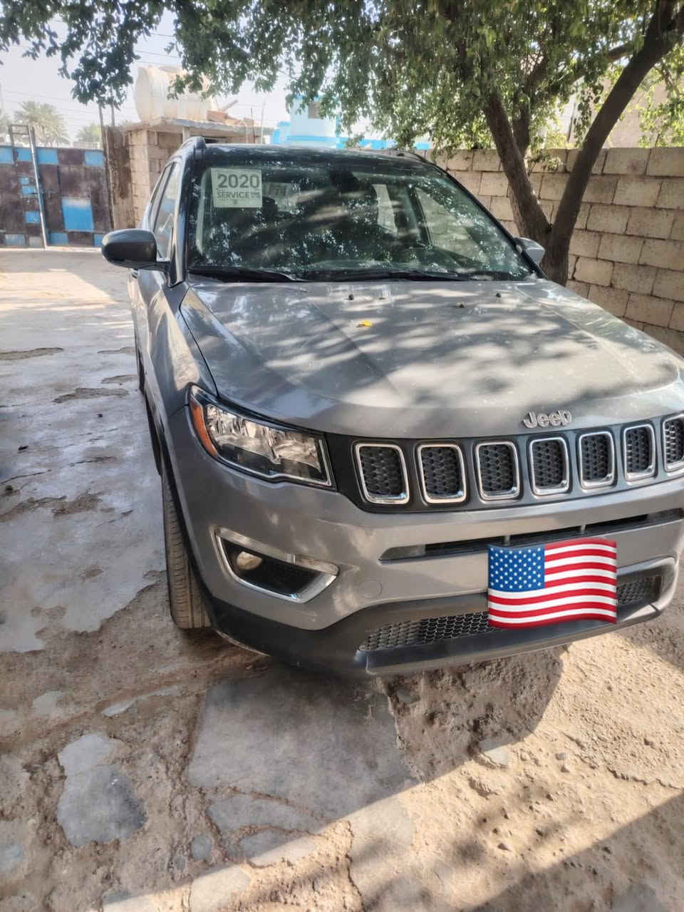 السلام عليكم 
جيب كومباس موديل 2020 وارد أمريكي ضرر جاملغ او بنيد السياره بيه صبغ عام ألون اسمنتي اصل ماشيه 106 محرك 2400 المرغوب كير مكينه تبريد صدر امامي خلفي كفاله تخم تاير جديد رقم بغداد الدولي هزه او سنويه جديده مشروع وطني تحويل ثاني يوم 
مواصفات فول واحد على واحد لمتدد
بصمه تشغيل عن بعد 
شاشه كبيرة كار ابلي 
بنوراما طكتين 
رادار امامي وخلفي 
اشاير بلمري
تحكم استيرن 4جهات
تبريدقطعتين ثلج ❄️ 
مقاعد جلد 
رادار جانبي
هيتر بلمري
فور ويل شغال
3انضمع قياده 
إطفاء ذاتي
مانع انزلاق 
مثبت سرعه 
تحديد مسار 
جام اتو 

السعر 125$ او بيه مجال للطيبين 
العنوان الدوره حي الصحه 📍
او صلاح الدين سامراء 📍
الاستفسار ***********☎️
***********☎️
