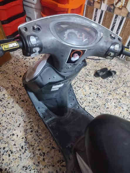 سلام عليكم دراجه لبيع السعر 350 الف إذا اكو مروس الدراجه مكس 140 خير من الله كلاه بلادي اتصل وتدلال بي وتساب ***********
