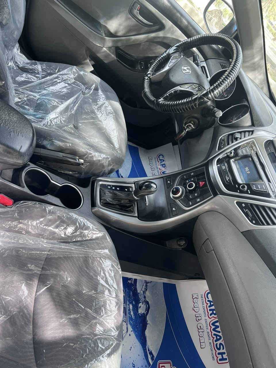 السلام عليكم النترا موديل 2014 وارد أمريكي رقم بغداد
حادثها بنيد فقط بدون دواخل
وباقي الكشر مكفول من الصبغ محرك 1800 دوش مامفتوح بلادي
كير بلادي مافتوح
حداديه خير من الله تبريد شغال ماشيه 140
السعر 115$ وبيها مجال 
عنوان السياره بغداد الكرخ
غير متواجد ع الفيس الشراي يتصل ع هذا الرقم ***********
