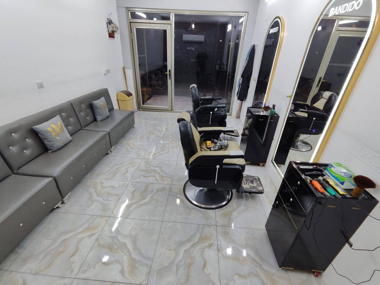 مرايه للبيع عدد 2مع تخم السعر 450 مكان بغداد


**إذا كنت صاحب هذا الإعلان وتريد حذفه لأي سبب، رجاءا أرسل رسالة إلى الدعم الفني**