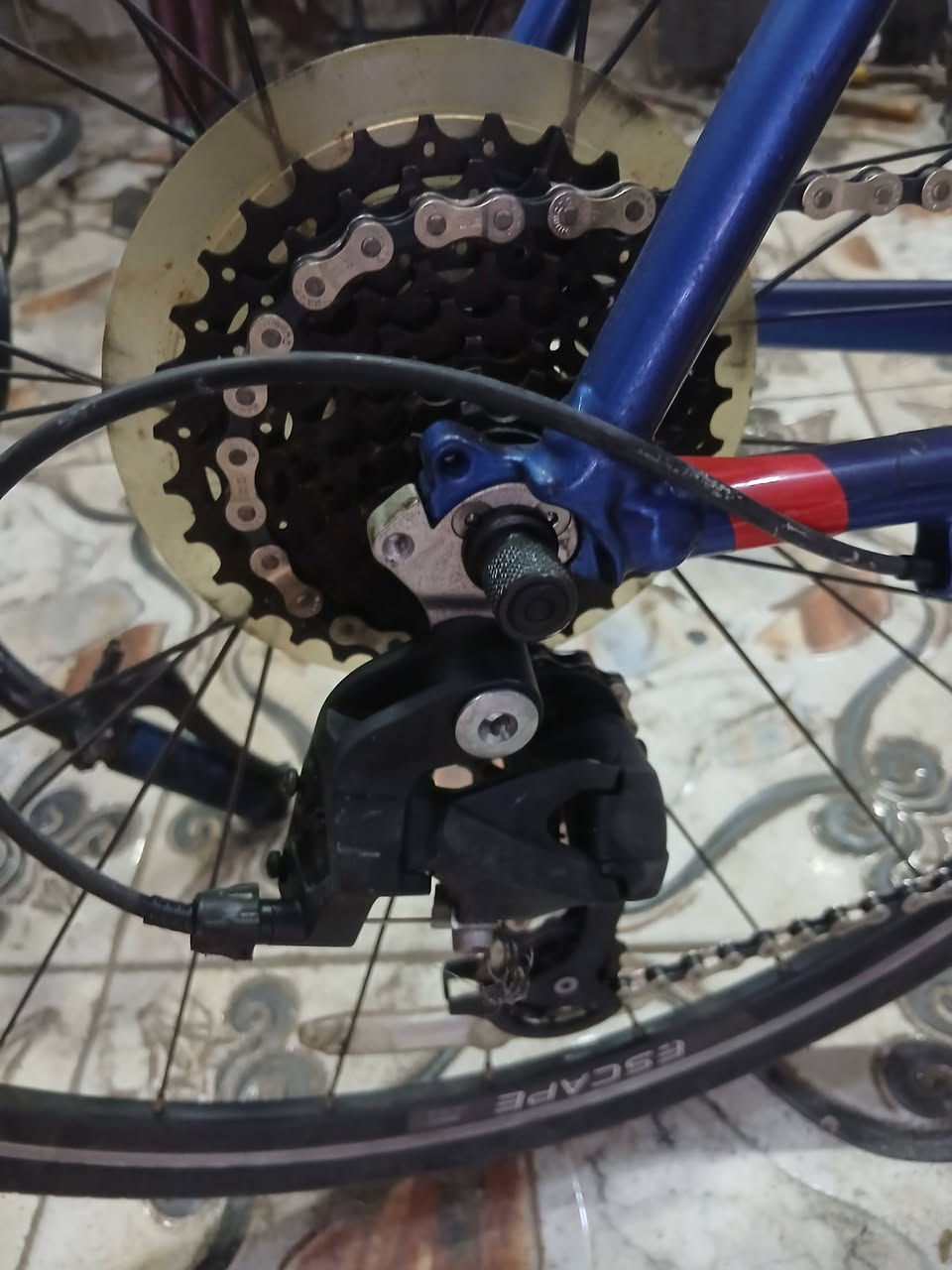 بايسكل للبيع
جاينت سكيب 
 لون مميز 
نضيف كلش 
 كلشي شغال سستم شيمانو بلاد 
بريكات تكترة  
قياس M
 سعر ٢٠٠ فقط 
 عنوان بصرة  
توصيل موجود


**إذا كنت صاحب هذا الإعلان وتريد حذفه لأي سبب، رجاءا أرسل رسالة إلى الدعم الفني**