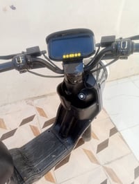 دراجة R9 للبيع السعر 450بيه مجال قليل  مع سويجين و بصمة و كارت  للاستف...