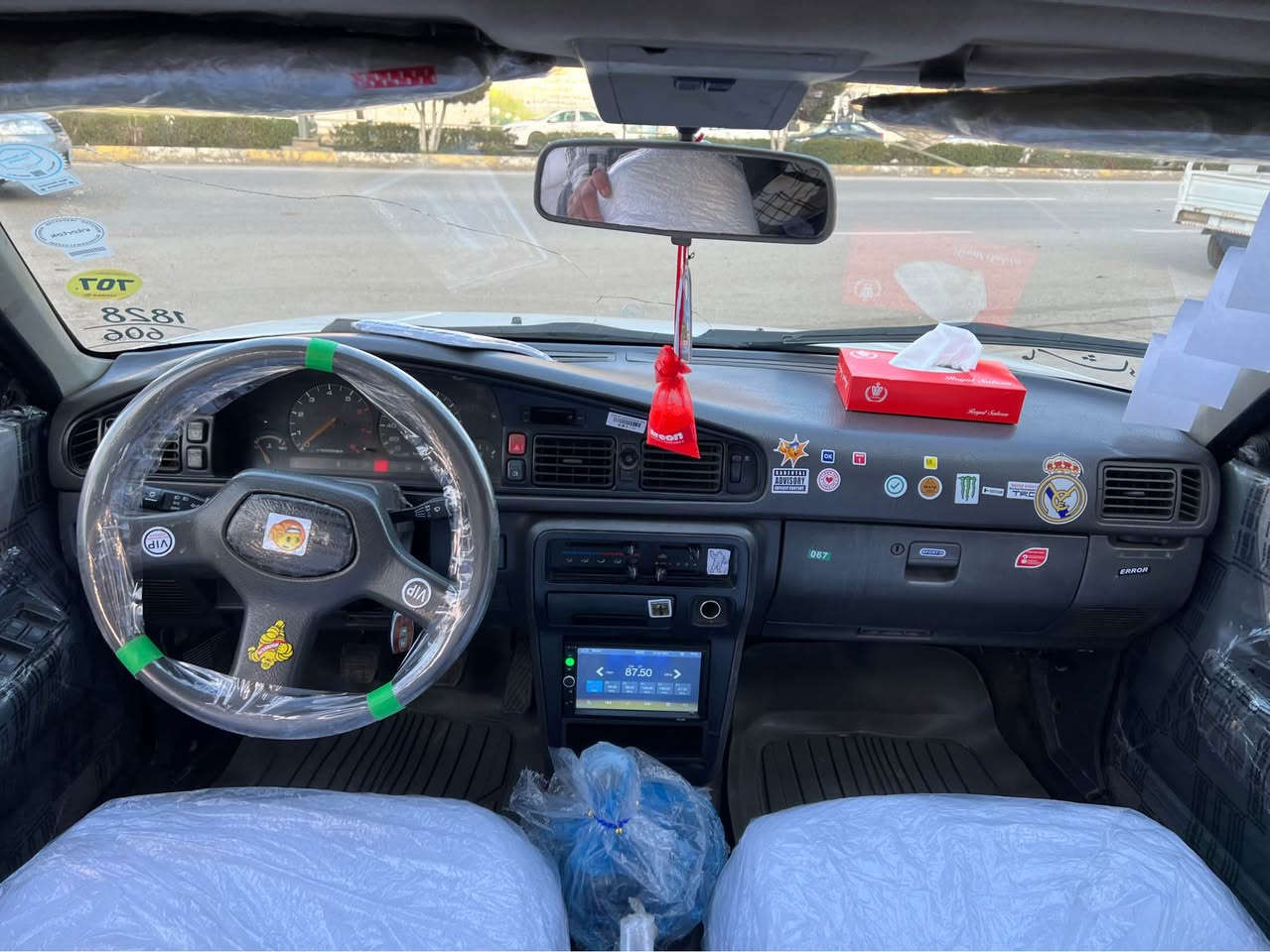 سه ره تا به ناوي خواي گه وره 
مازدا بؤفرؤشتتن /مه كينه 8به خ /ئارم پلاستيكي سليماني  ئا رمو ئه وه لياتو خه رامه به شه رت موسو برا وه  به شه رت كيرو مه كينه ته قه و ره قه به شه رت كاره باي كامل ئيش ده كات جوار جام كاره بايو  /سلايت  جوار تايه ويلي سؤپه ري لؤكي له سه ره سه ياره كه بي مه سره فه بؤ فه سره ف مه گه ري مالي دؤسته /سعري35 گه لا و كه ميك مه جال /ناو نيشان سه يسادق /ژم *********** السليمانية, العراق
