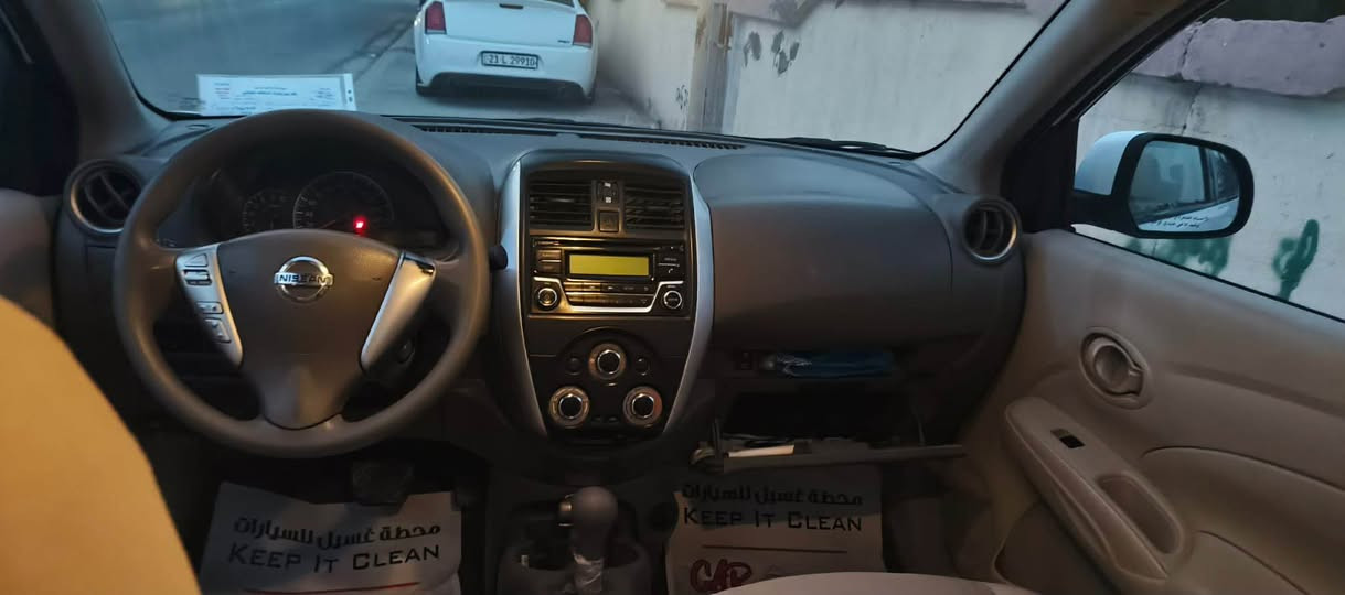 السلام عليكم سني موديل 22 هندي بليته زركه ماشيه ٧٥ ك بي بارد بل جاملغ الخلفي قليل 
لاستفسار الاتصال *********** النجف, العراق
