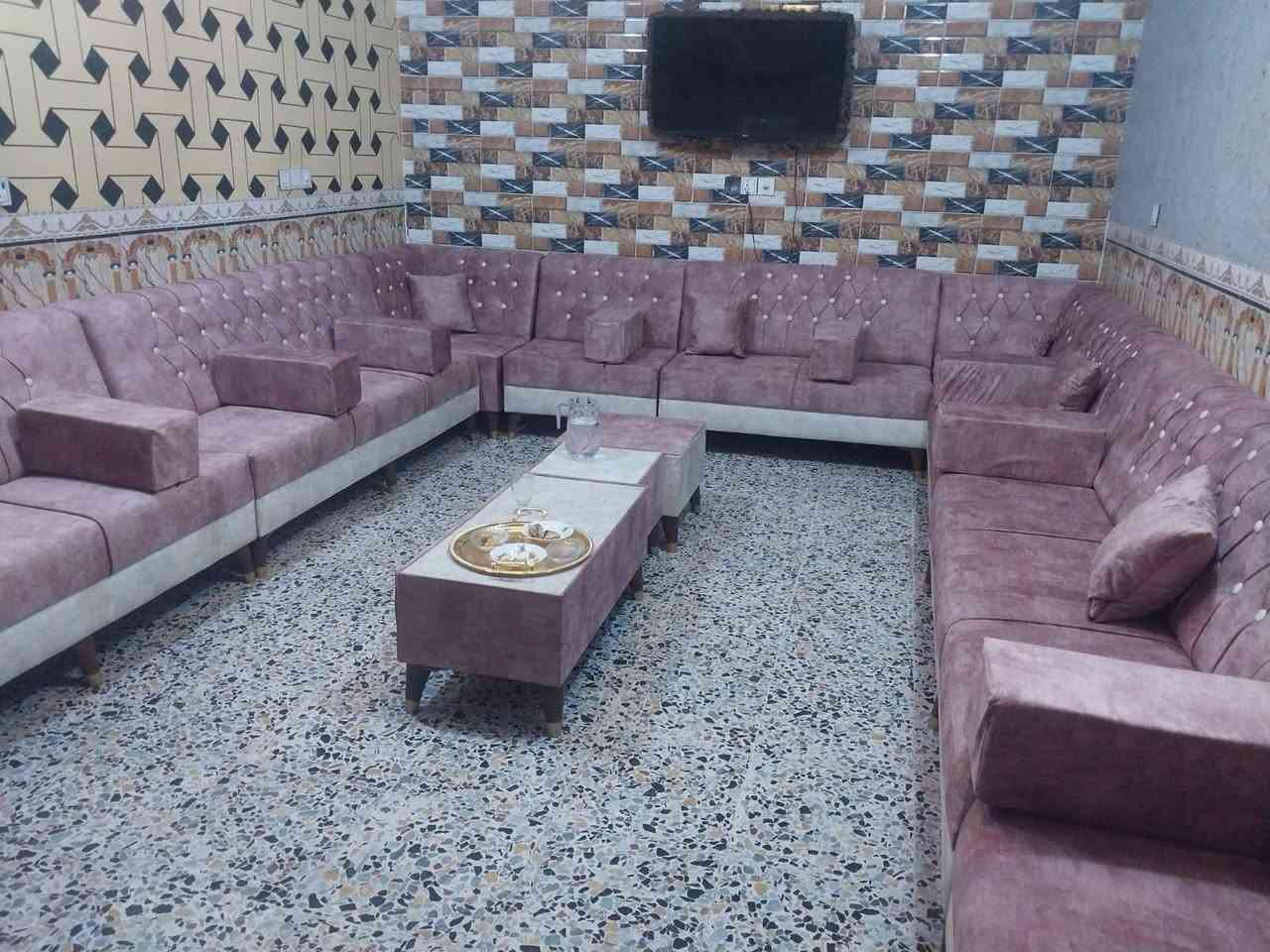 بيت للبيع المساحة 150متر 
7,5#20
بناء حديث
المكان بغداد جسر ديالى القديم قرب حسينة الزهراء 
***********
