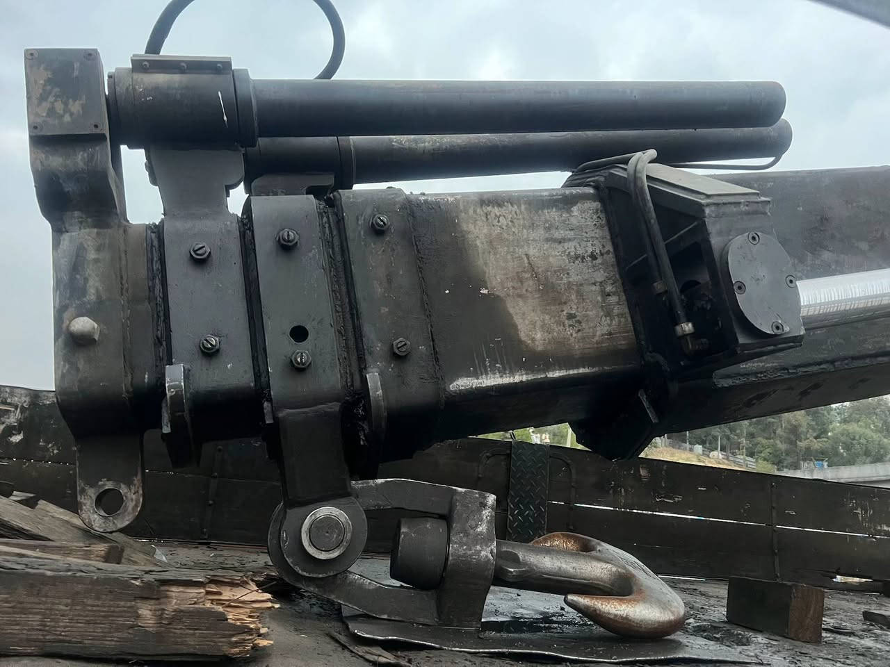 200ton Large hydraulic crane Five-section hydraulic telescopic


**إذا كنت صاحب هذا الإعلان وتريد حذفه لأي سبب، رجاءا أرسل رسالة إلى الدعم الفني**