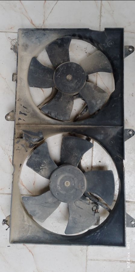 السلام عليكم عندي هاي الغراض مال كامري للبيع 
إتصال على الرقم *********** بسعر مناسب
