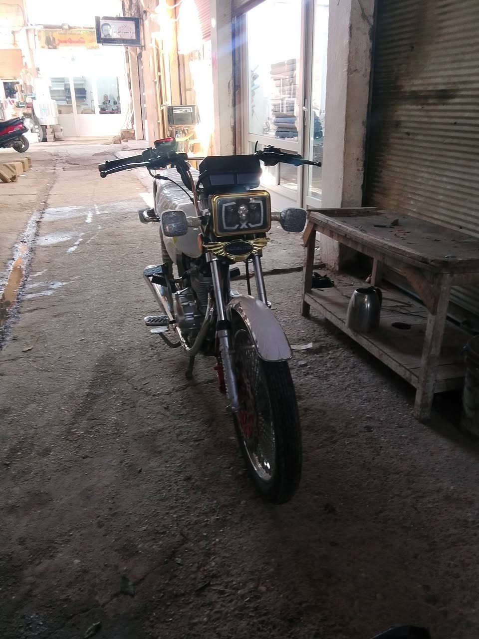 السلام عليكم
درجة تايكر 2025
درجة مكفولة كفال عامة 
درجة جديدة صار  شهر من نازلة 
على وضع الشركة 
مكان ديالى بعقوبة 
ملاحظة الخاص غير متوجد 
السعر 🔥🔥🔥
الرقم ***********
