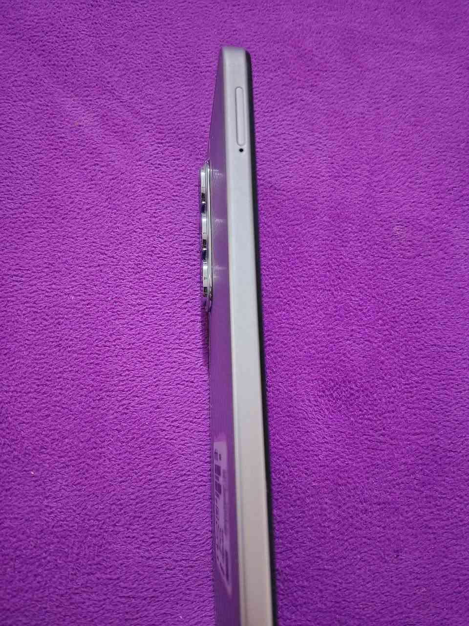 انفنكس هوت 60i
كامل ملحقات استعمال اسبوع فقط 
جهاز جديد زلغ مابي 
ذاكره 256 
غراض وياء 
1. شاحنه الاصليه مالته تدعم شحن سريع 
2. سماعاته الاصليه 
3  كارتونا مالته 
4. حافظه 
السعر 225 وبي مجال مكان كربلاء 
حولي 100 شارع. ابو مهدي المهندس


**إذا كنت صاحب هذا الإعلان وتريد حذفه لأي سبب، رجاءا أرسل رسالة إلى الدعم الفني**