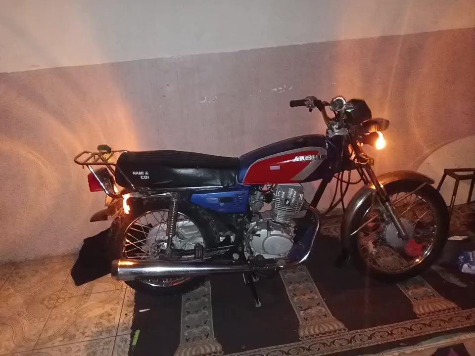 دراجه موديل 2018 للبيع اوراق اصولي بعدهن بل جيس نضيفات دراجه خير من الله السعر 550وبيها للشراي المكان كوت زين القوس***********‬‏ مكينه 23
