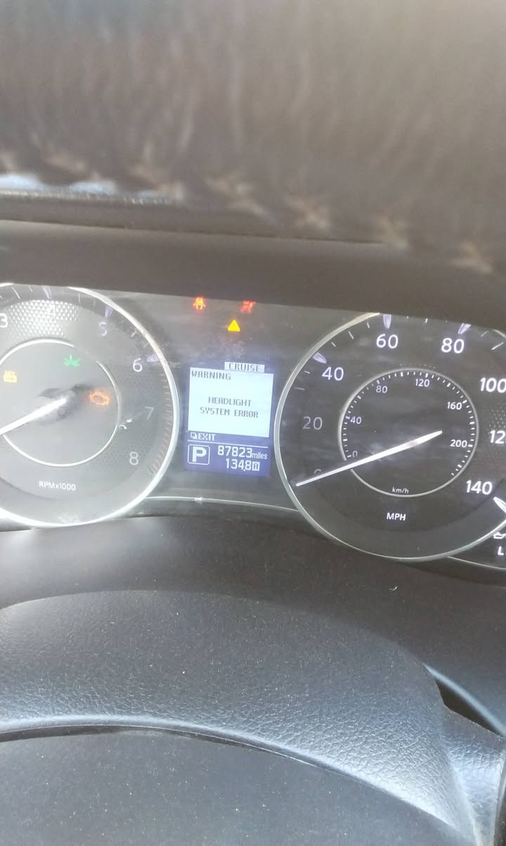 السلام عليكم
لبيع او مراوس
نيسان بترول ارمادا 2018امريكي فول موصفات داخله كلين بدون حادث وهنا بالعراق صار بيها 3 قطع رش بدون معجون او ضربه بدون تبديل محرك كير تبريد حداده مكفول رقم بغداد باسمي مكان السياره الديوانيه
السعر 195
***********
