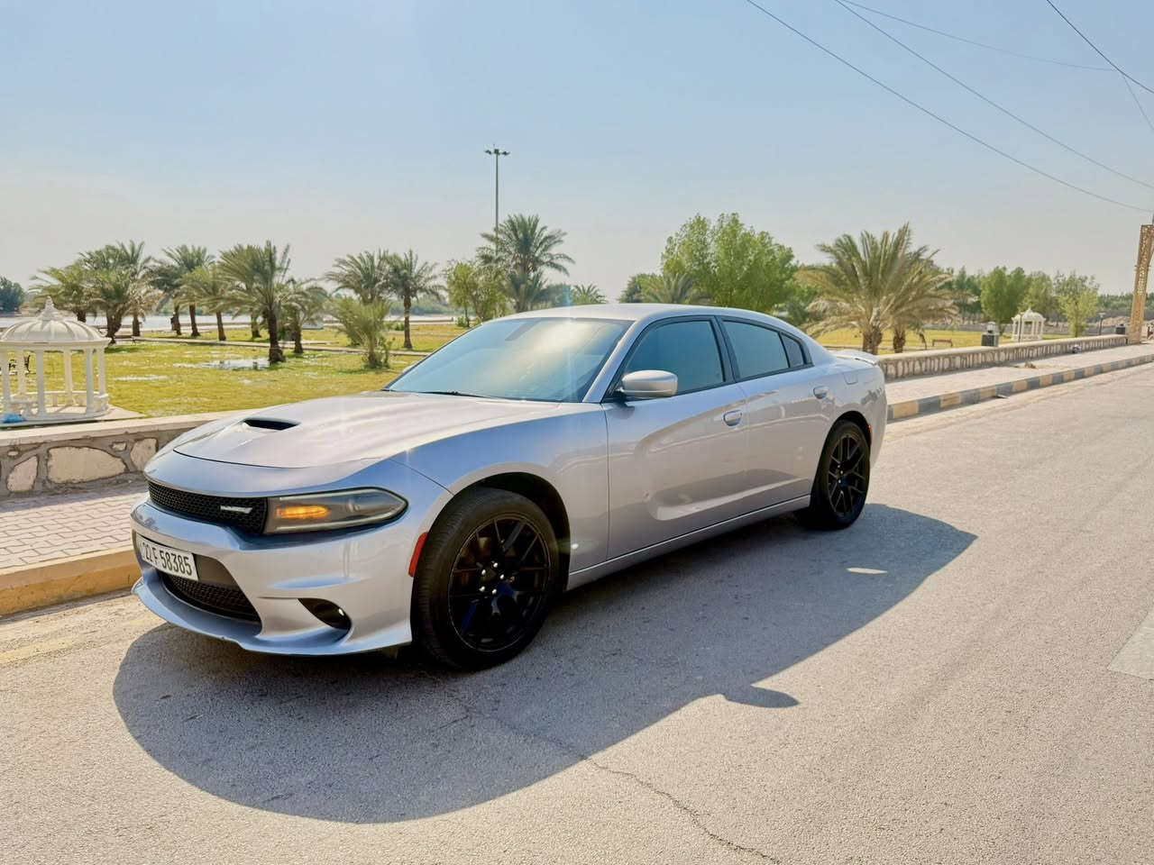 -جارجر SXT 2018 وارد امريكي
-السياره دخلت ضربه خفيفه جداً (دعاميه فقط )
-بالعراق صار بيها شخطين بالجاملغ الخلفي بارد 
-بنيد محدث GT 
-العداد 100mi
-محرك وكير بحاله ممتازه 
-محرك3.6L,V6 
-مواصفات الSXT معروفه
-تو ويل
-ويل 20 تخم اطارت جدد
-ادامه كامله لسياره وجاهزه

(السياره رقم اربيل ب اسمي )

مكان السياره واسط كوت 

السعر:215وبيها مجال قليل 

موبايل : ,***********
