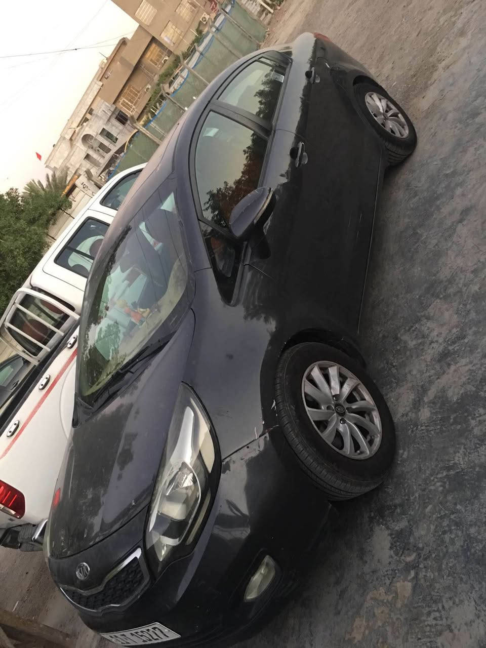 كيه ريو موديل 2012 سيارة خليجي فو ل مواصفات محرك 1600دووش بيه 3قطع صبغ الجاملع الامامي وباب الخلفي عكس السايق والبصفه صبغ سونار موجود مكفوله  لغود شواصي تكم قمارة بيه شويه جراد السيارة بسمي رقم بغداد تبريد ثلج صدرة نص عمر السعر 83وبيه مجال للشراي رقمي *********** بغداد, العراق
