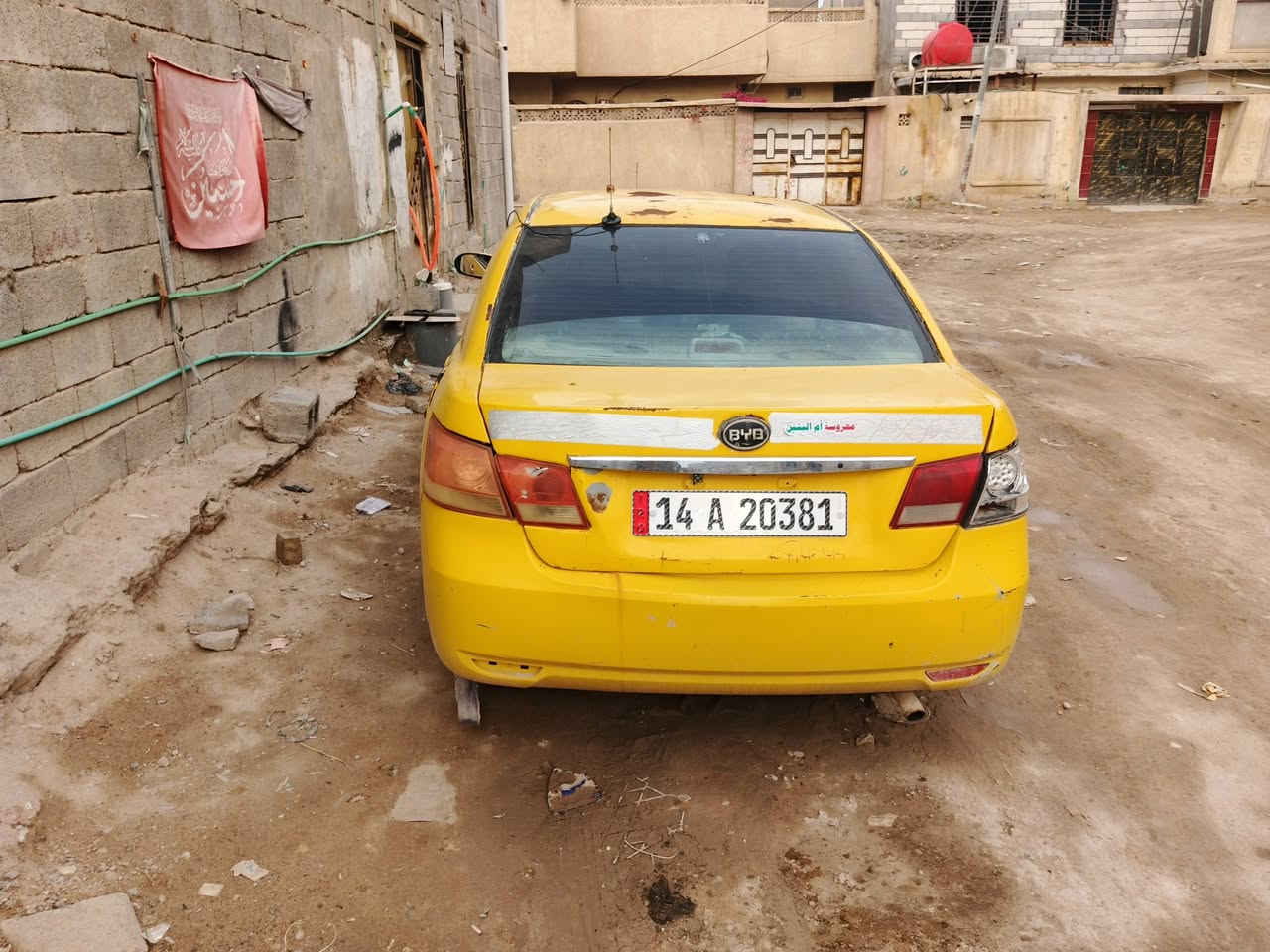 سلام عليكم بي وايدي مديل ١٣ مكينه جديده وكير خيرمن الله توه شادهن سنويه 29بسمي سياره مصفره هيه وغرامات ماعليه ربع تواصل ع رقم الاستفسار ***********
