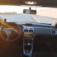 شاشات اندرويد السيارة 🚗🔥✨ ميزات متعددة :  نوع الشاشة 🖥️ IPS يعني بالشم...