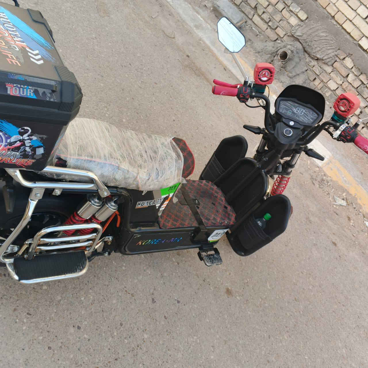 السلام عليكم من رخصت الادمن دراجه للبيع 6بطاريات موديل 2025السعر700وهذا رقمي***********
