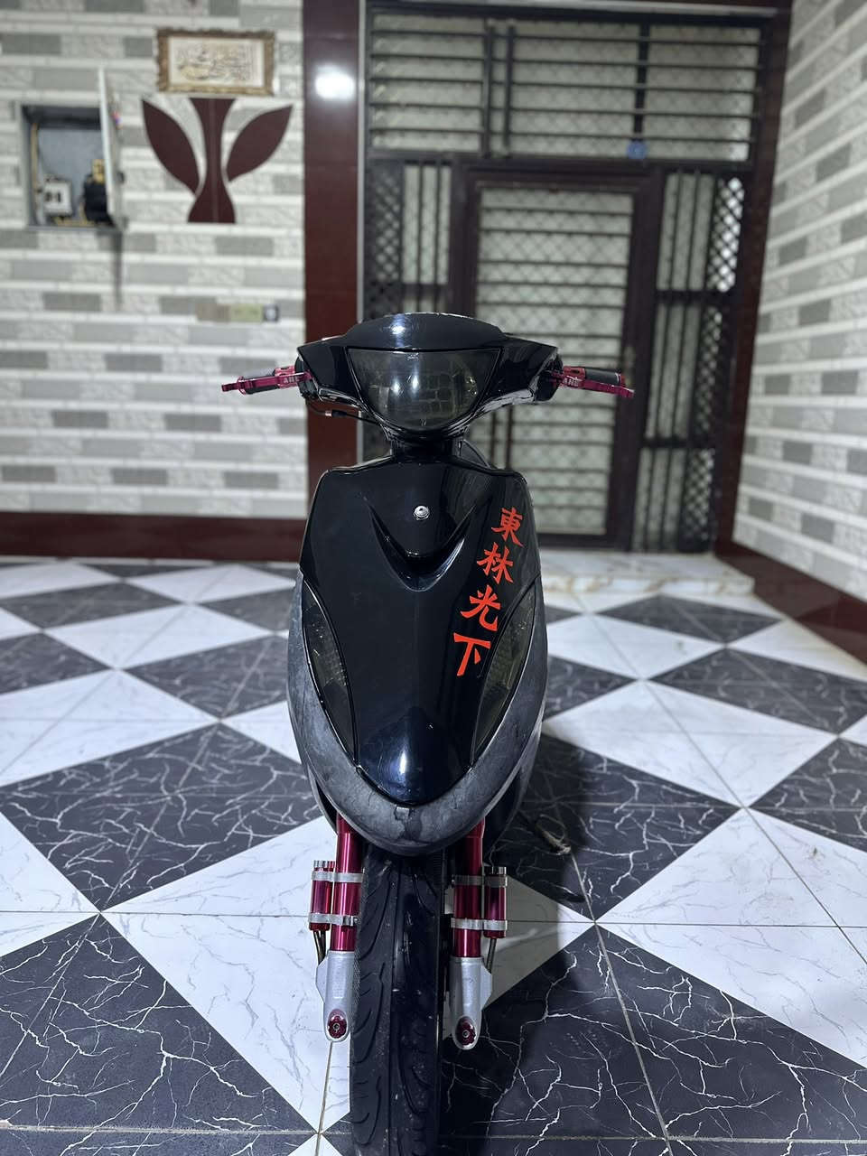 ️ ياماها ماكس – ياباني أصلي للبيع

🔹 الدراجة ختم واحد (بوشة 49)
🔹 المحرك على الكفالة – ما مفتوح
🔹 جميع الكهربائيات شغالة 100%
🔹 كفرات أصلية
🔹 اللون: سمنتي
🔹 بيها تزويدات خارجية خفيفة

✨ الإضافات:
 • كزوز كاربون (فابركا أصلي)
 • قبق عنبر
 • إيدات بريك
 • دبلات أمامية

🔸 ملاحظات بسيطة بالكفرات (ما تأثر على الدراجة)

📍 الموقع: كربلاء
📞 رقم الهاتف & واتساب: ***********

💰 السعر: خاص ل
