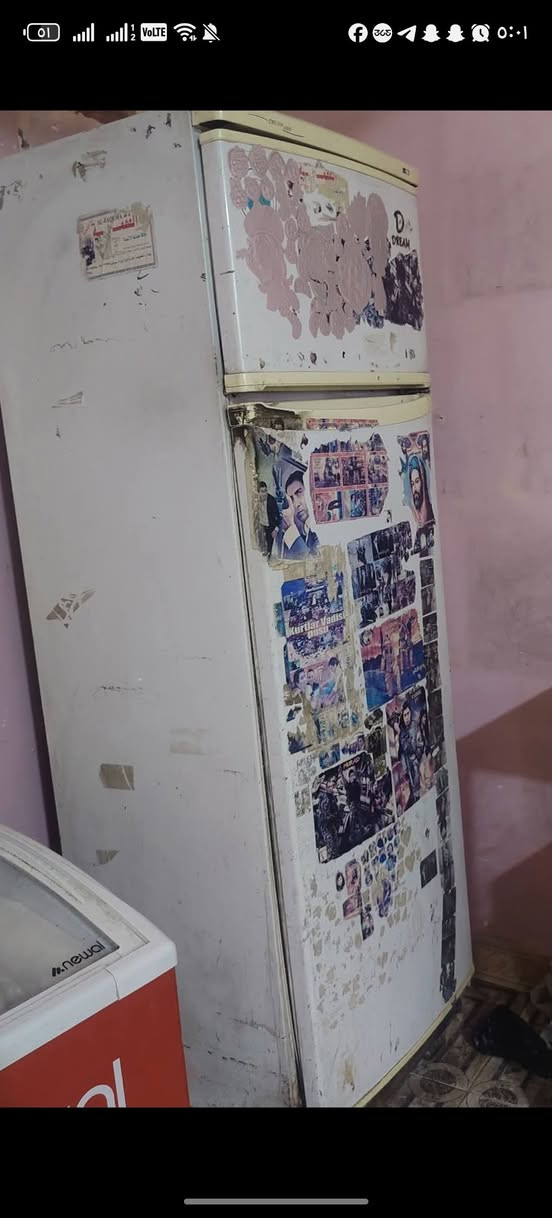 مجمدات للبيع ثنين وثلاجه بس المجمده الزغيره عطلانه ابيع ع عطلها جانت تشتغل وضلت ما تجمد فجأه عنواني لبصره الزبير
***********
