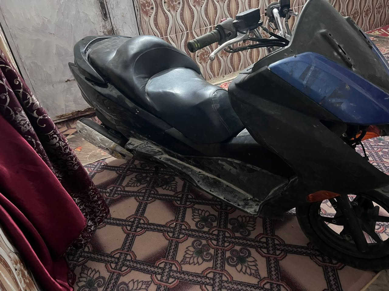 سلام عليكم فورزه010طافيه ابيع كوم حديد مكان ناصريه قضاء الرفاعي ما اعرف شبيه طفت اشايره معلكه وبصمته ما تفتر ابيعك علا وضعها ب450وبيه مجال للشراي ***********
