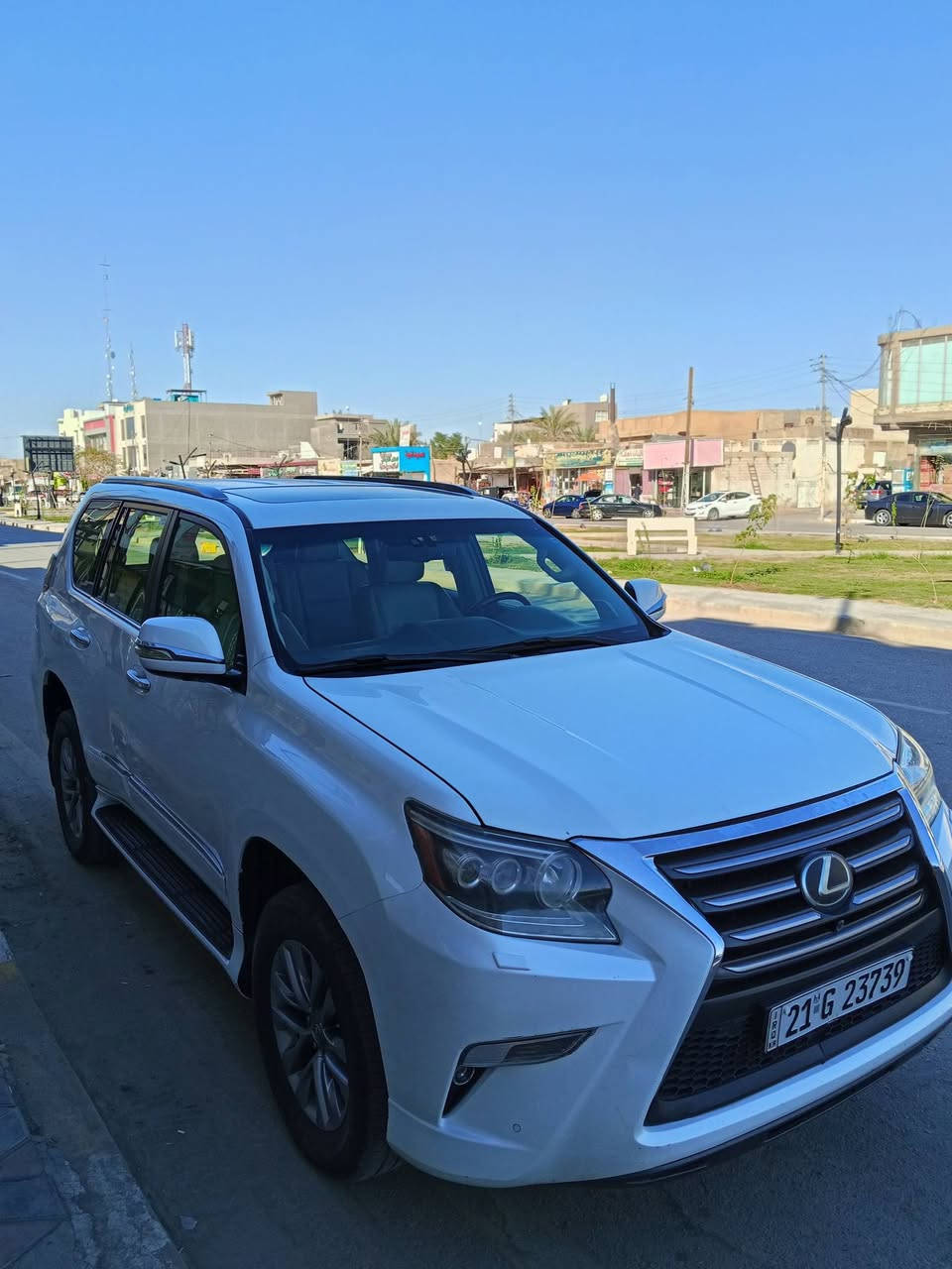 للبيع لكزز برادو 2014 GX 460 خليجي 
8 سلندر رقم سليمانيه ماشيه 184الف فول مواصفات 1/1 دواخل جلد بيجي مطعم بصاج 
المواصفات :
1- فتحة سقف 
2- حساسات خلفية وامامية وجانبية
3- كامرات مع رادارات 
5- تحكم ستيرن جهتين 
6 - نضام ECO الاقتصادي
7- ثلاجة تبريد 
8- مري شفط 
9- فور ويل 
10- نضام GBS
11- الابواب مع الجنطة 5 بصمات
12-كشنات جلد تدفئة وتبريد كهربائية 
13- نضام خزن ميموري 
14- جكات 
15 - كشنات جلد بيجي 
16- قيادة ذاتية 
17- عدسات لايت زنون متحركة مع تحكم بمستوى الانارة 
18-علامات ترحيب ابواب 
19- نظام تشغيل عن بعد 
20- 7 راكب
21- ويل كب كروم حجم 18
22_ 8 ايرباك
23- تبريد 4 قطع
24- 3 شاشات كبيرة
25- ليد انارة 
26- مانع انزلاق 
27- هوك خلفي
28- بصمة تشغيل
29- بلوتوث
30- زراكات لايت ( تنضيف الايتات)
31- ستيرن كهربائي متحرك مع تشغيل البصمة
السعر 340 $
الإتصال على الرقم ***********

ا
