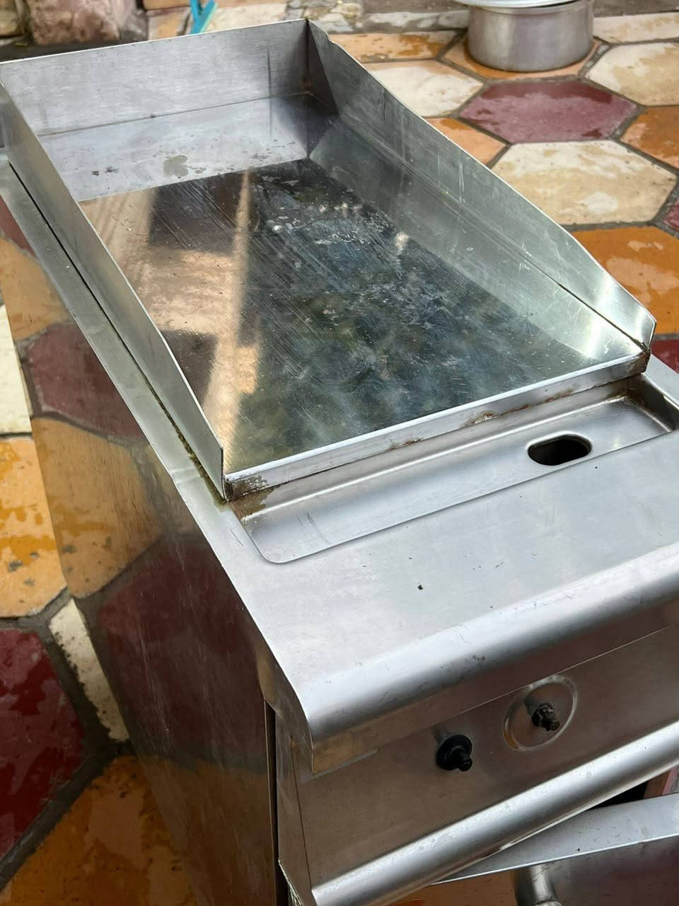 شوايه بركر نضيفه جاهزه شغاله غاز السعر 350
واتساب ***********
