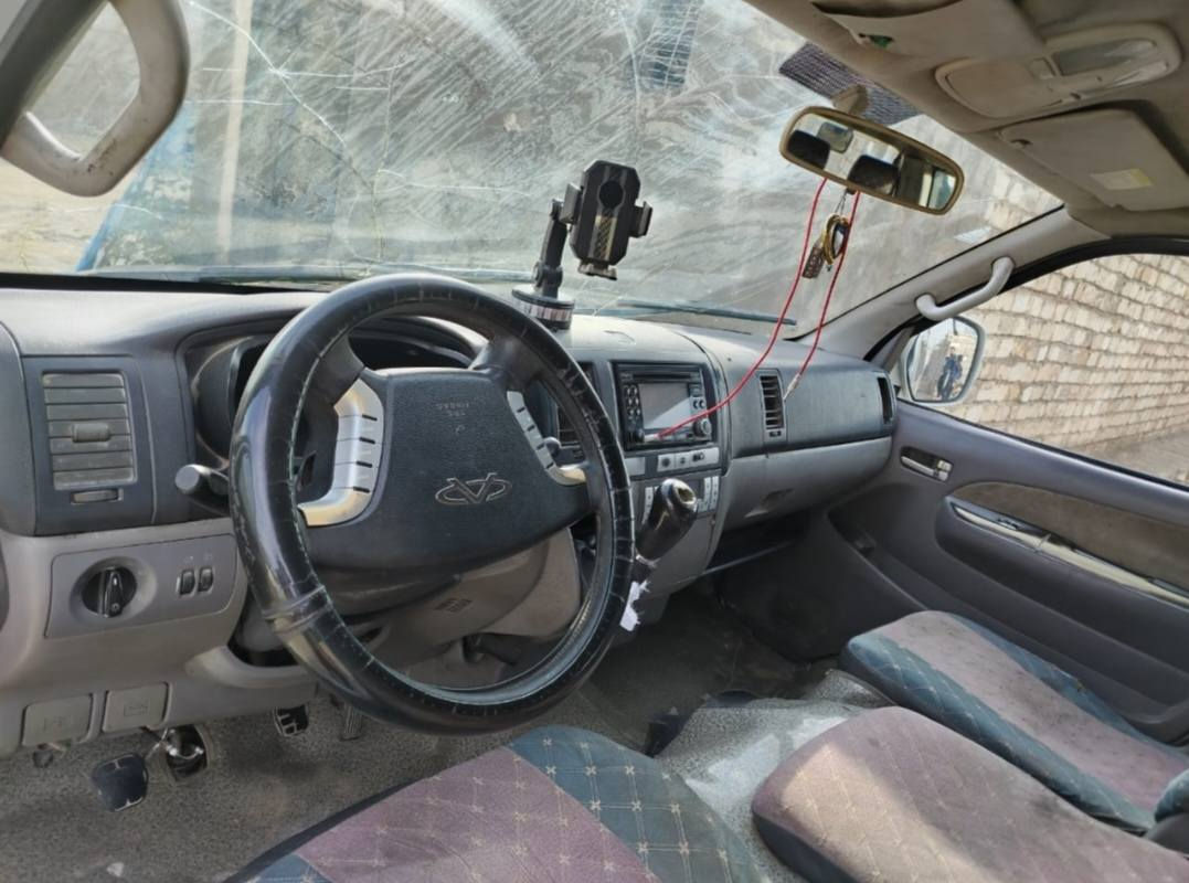 السلام عليكم  سياره شيري البيع مديل13 مكينه جديده مصفره هيئة كير واكسن جدد السعر 75وبيهة مجال المكان النجف الرقم ***********
