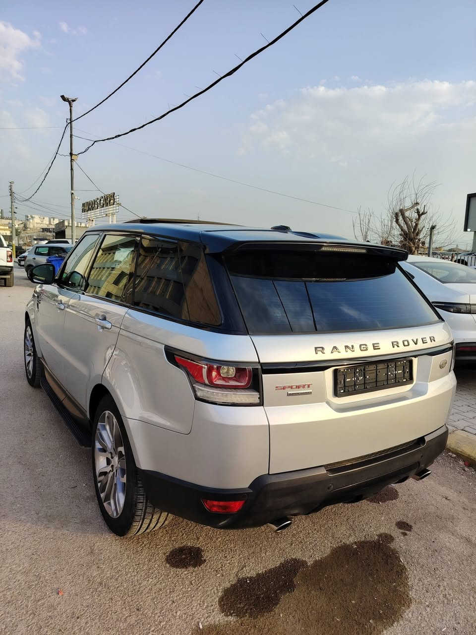 بسم الله_Range rover 2015
رانج رؤفر سبورت  دايناميك.. ( ادوات ) 👉
V8  سوبر جارج 💪
٩٦ الف كيلو ماشي
كير محرك مامفتوح خير من الله
داخل بيجي...  دخول جديد
فوووول مواصفات👉
مكفولة كفاله عام
مكان سليماني *********** واتس اب
سعر  ( 182) $ بيه مجال
بدون سبخ و تعديل
