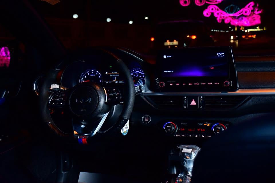 🖤كيا فورتي جي تي 🖤
. موديل 2022

. ماشيه ..39..ميل

. كير Dct دبل كلج 7 نمر الكير المرغوب القوي يعني طياره 🛩️

. مكينه 1.6 تيربو hp 201 🎠

. ترقيم جديد سياره تحويل تاني يوم

. مواصفات GT معروفه فول 1/1 اعلى مواصفات بل كيا فورتي 

. فتحه سقف 

. بصمه تشغيل عن بعد 

. شاحن وايرلس

. جنطه كهرباء 

. اشاير مري 

. شفتات ستيرن 

. رادار جانبي 

. رادار امامي

. رادار تحديد مسار

. اوتو هولد 

. ايقاف ذاتي 

. مثبت سرعه 

. مانع انزلاق 

. تبريد قطعتين

. شاشه كبيره 9 انج 🖥️

. كشنات جاد حار 🔥بارد ❄️

. أناره داخليه بل أبواب وبل دشبول علامه الGT عديده من ألوان 🌈

. هاند بريك كهرباء ⚡️ 

. سيتم صوت 🔈 harman kardon

. تبريد بيانو + مناخ منفصل 

. تشغيل عن بعد 

. هيترات خلفيه

.. وبعد هوايه مواصفات بل جي تي ..

✖️ 

📝 ملاحظه بوند بخ أمريكيه مصلح الاصلي

إذا شراي تواصل معي ع هذا رقم  🤍

سعرها 139بيها مجال

***********
