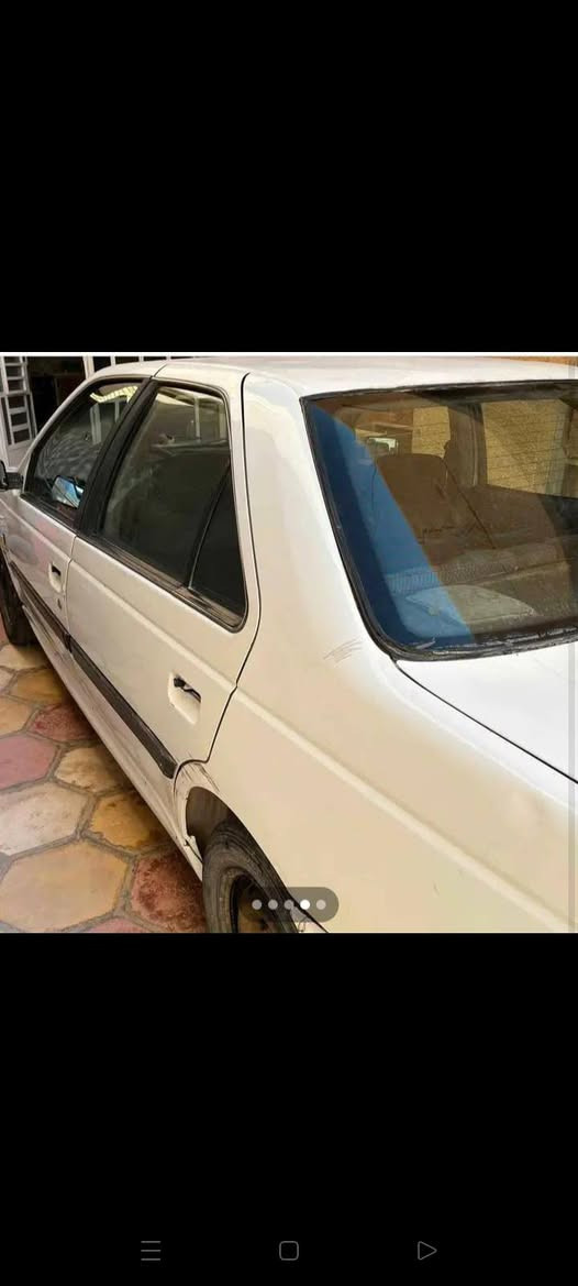 سيارة بيجو بارص موديل ٢٠١٥رقم دولي نجف بسمي تبريد بس نقص غاز ، به باب مبدل صوب الايمن وشويه بها رصعات خفيفة مكينة مجفته سعر 41
 ورقة وبه مجال
*********** النجف, العراق
