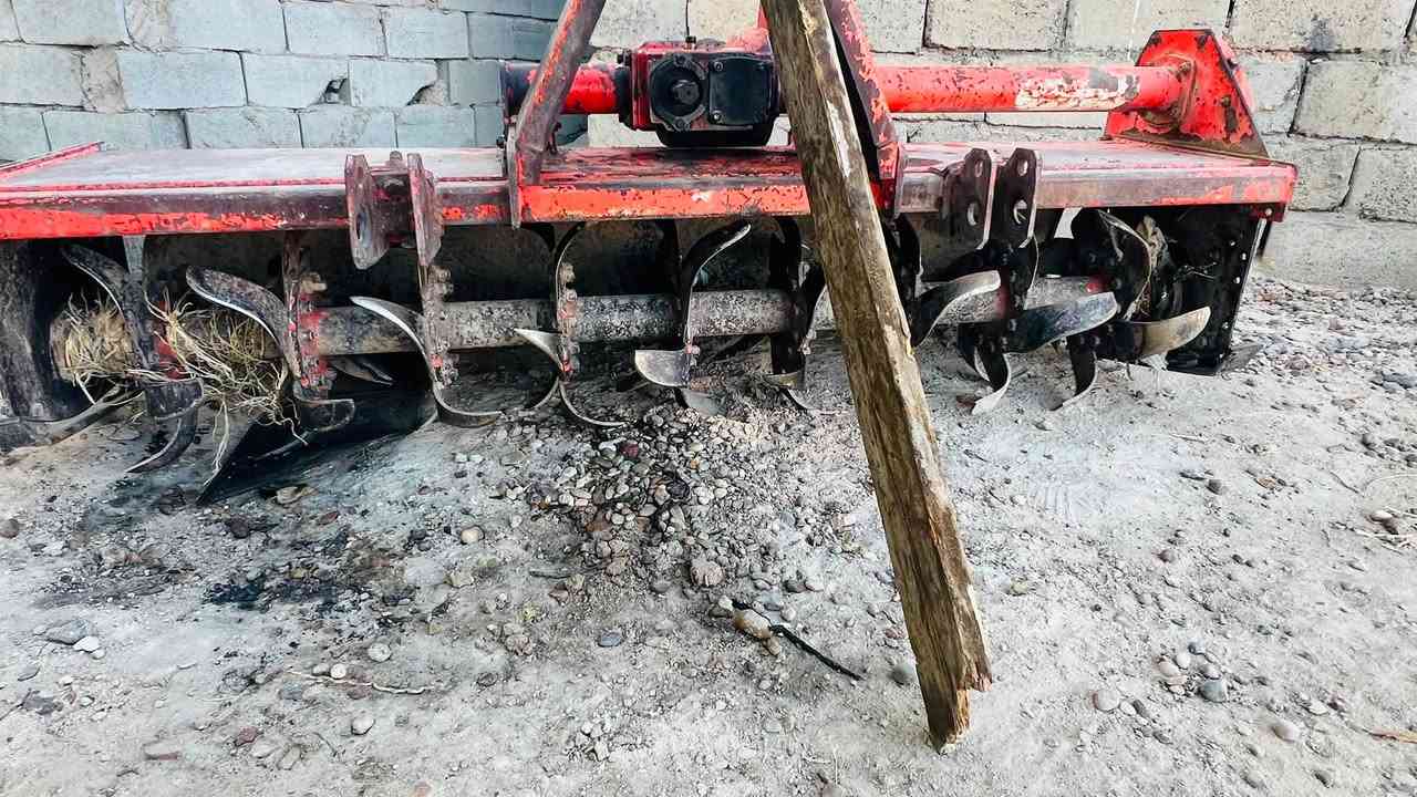 سلام عليكم البيع رفاسه حجم 185 جاهزه ما بيه نقص وقالعه مال بطاطه مكان بغداد اليوسفيه السعر خاص اتصل مكلف بل نشر ***********.    ***********
