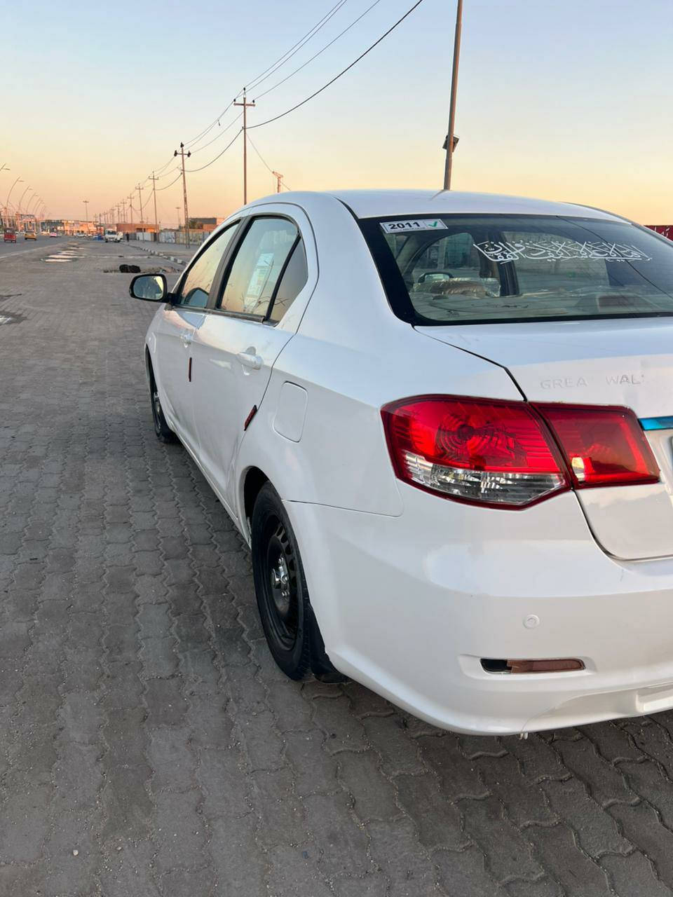 للبيع كرات وايل مديل ٢٠١١ رقم بصره نكليزي سنويه جديده ٣١ مكفوله من ضربه وتبديل مصبوغ جماليه اثر خيسات وجراد كير ومحرك بلاد مكفولات سياره جاهز مجهز اني مكلف بالنشر تصل على رقم وتدلل 
*********** البصرة, العراق
