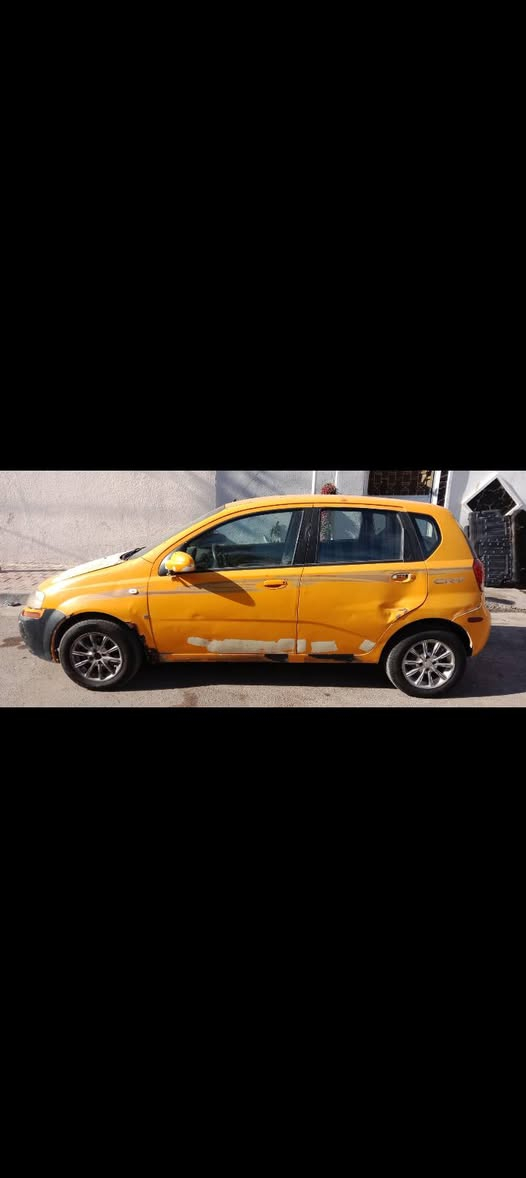 سلام عليكم سياره أفيو مسكر ٢٠٠٧ وارد أمريكي 
كوم حديد ابعيلك بس ارقام وشرعي رقمهه صدامي ديالى 
جيب كرين وتاخذهه السعر ١٠ ورقات منلخير لتخابر 
ولا تعبني قفل قفل ١٠ ورقات رقمي 
*********** مكاني بغداد الحسينيه
