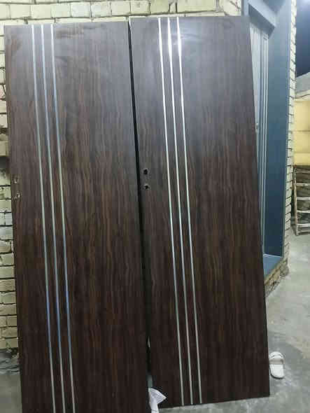 سلام عليكم بيبان جديدات ما مستعملات القياس رتفاع 230 س/عرض 80 س /بكاني بغداد حي اور
ثنينهن ب150 وخمسين الف رقم 📱  ***********
